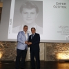 Başkan Batur'dan Meslektaşlarına Plaket