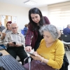 Konak’tan İleri Yaştakilere Akıllı Telefon Kullanma Kursu