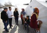 Batur’dan Konak’ın Çadır Kentine Ziyaret