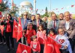 Gültepe’de Cumhuriyet Bayramı Türküler ve Zeybekle Kutlandı