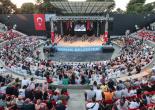 Konak’ta 300 Halk Dansçısı Şenlikte Sahne Aldı