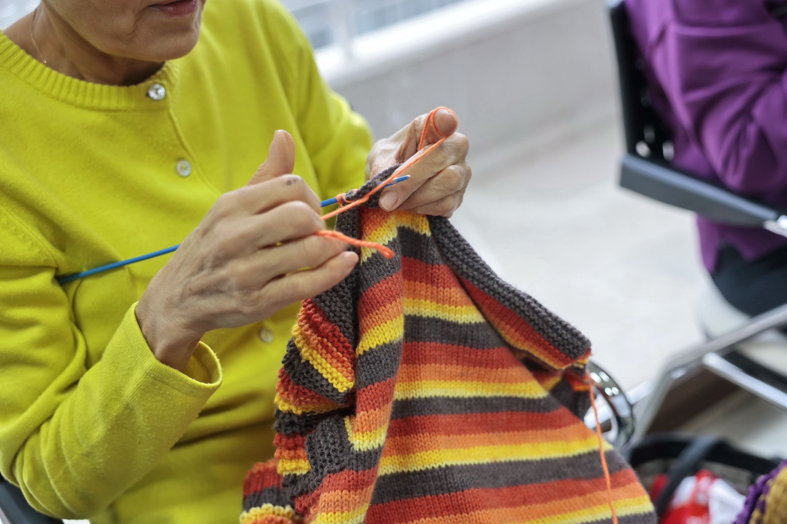 İyilik Örüyor, Çocukların Yüreklerini Isıtıyorlar