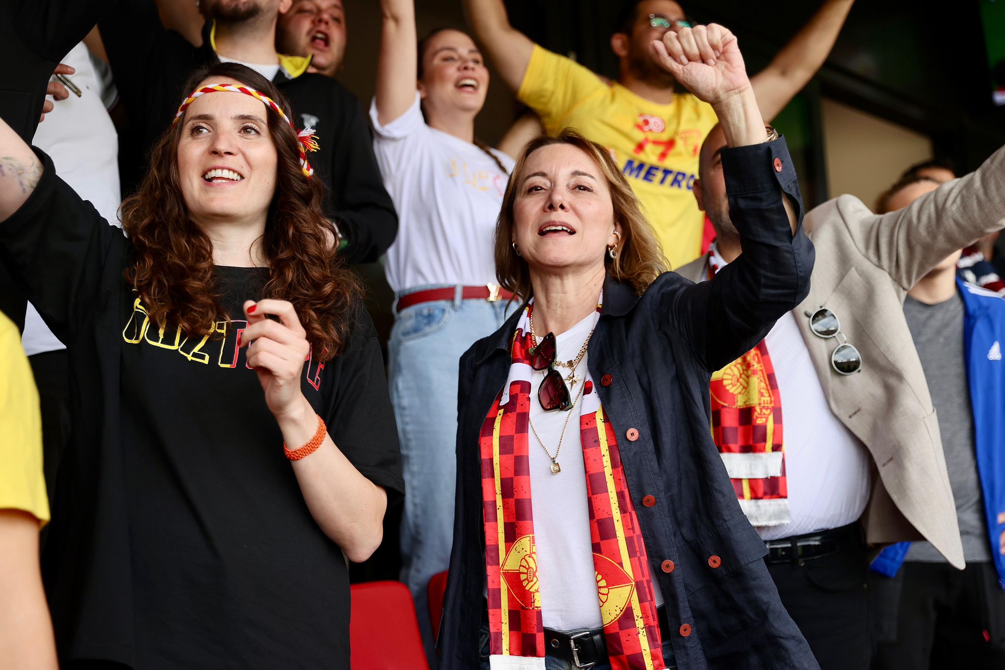 Başkan Mutlu Göztepe’nin Süper Lig Coşkusuna Ortak Oldu