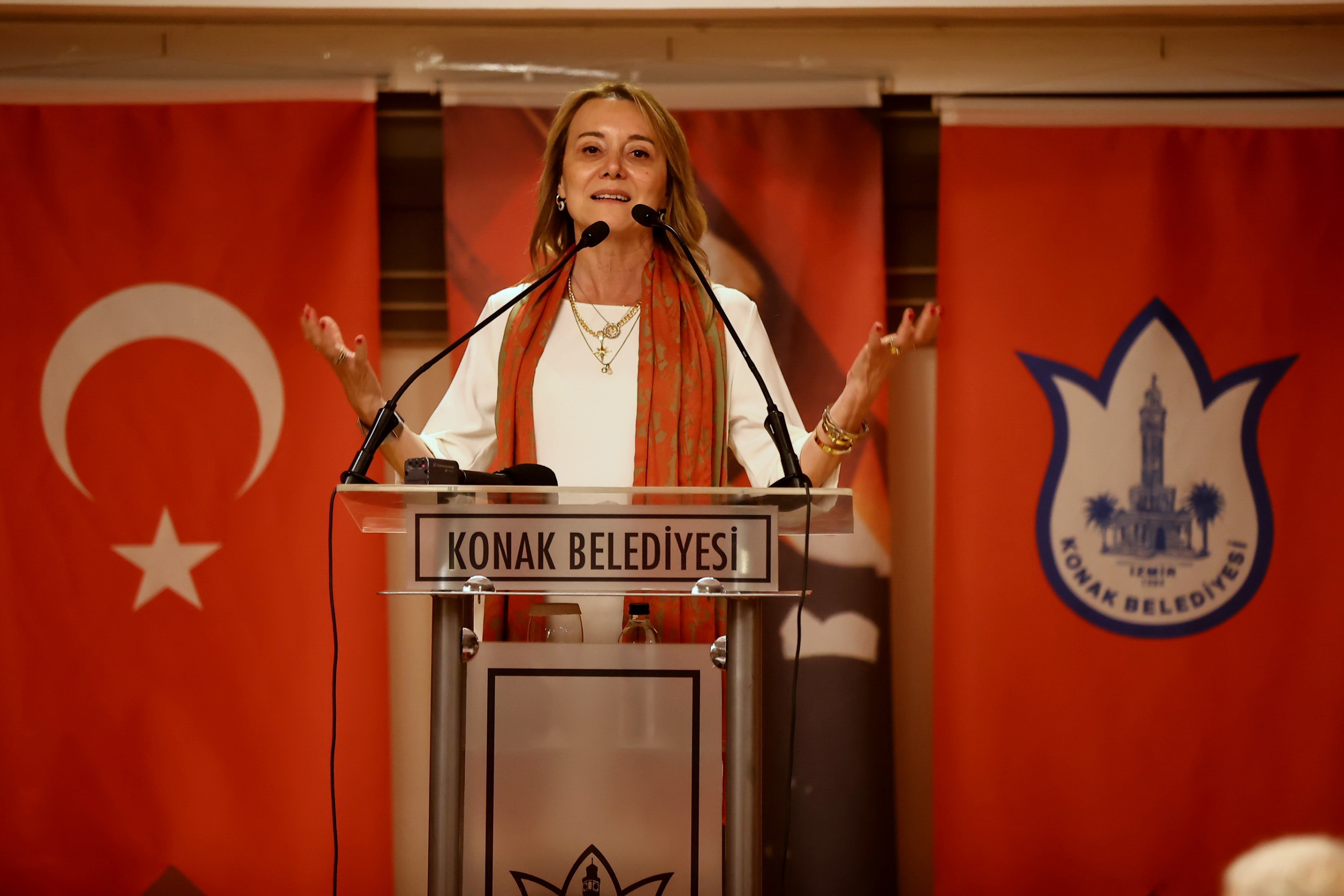 Başkan Mutlu İftarda Örgütle, Sahurda Romanlarla Buluştu