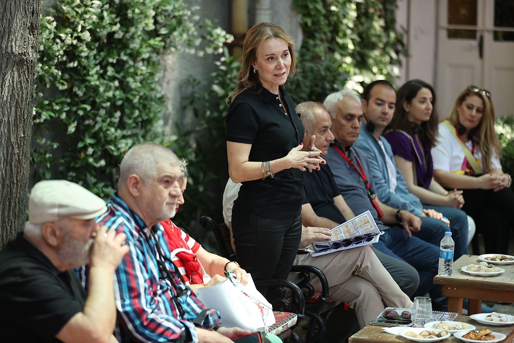 Başkan Mutlu Sanayicileri Basmane Semt Merkezi’nde Ağırladı