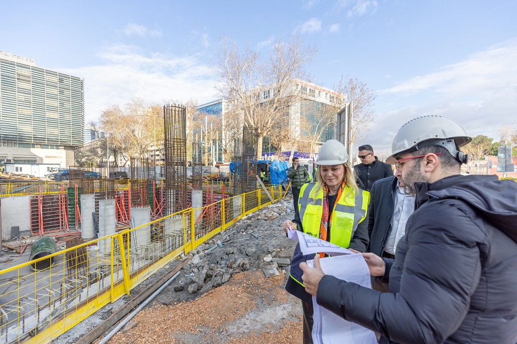 Başkan Mutlu Yeni Hizmet Binasındaki Çalışmaları Yerinde İnceledi