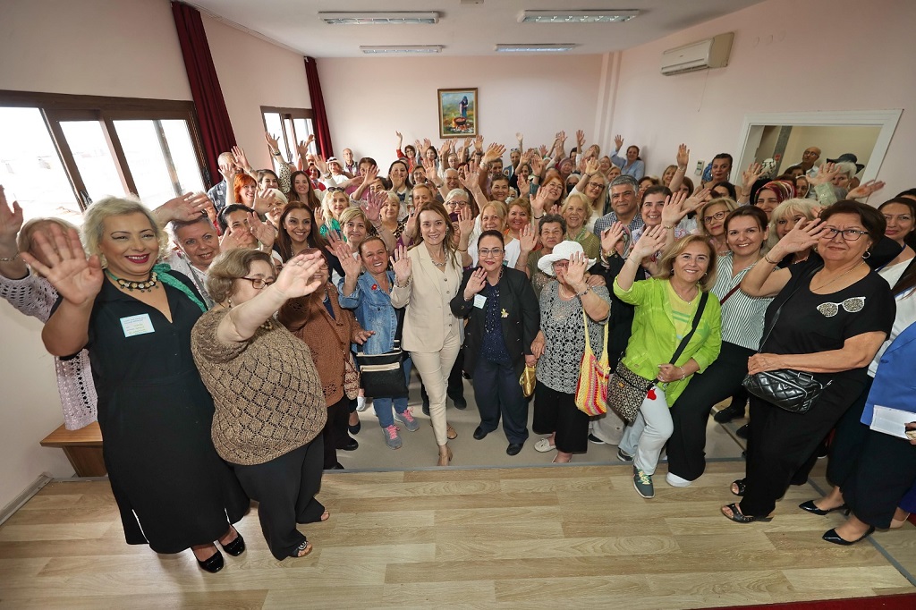 Başkan Mutlu’dan Üreten Kadınlara Çifte Müjde