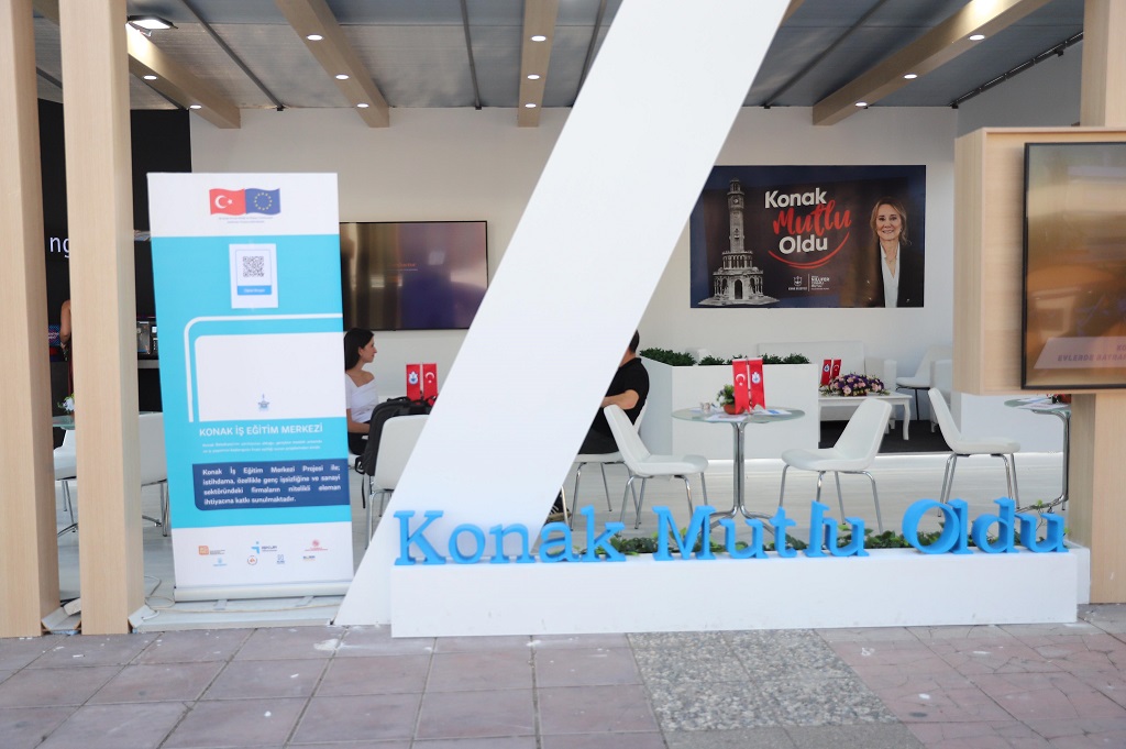 Konak Standında İstihdam Köprüsü
