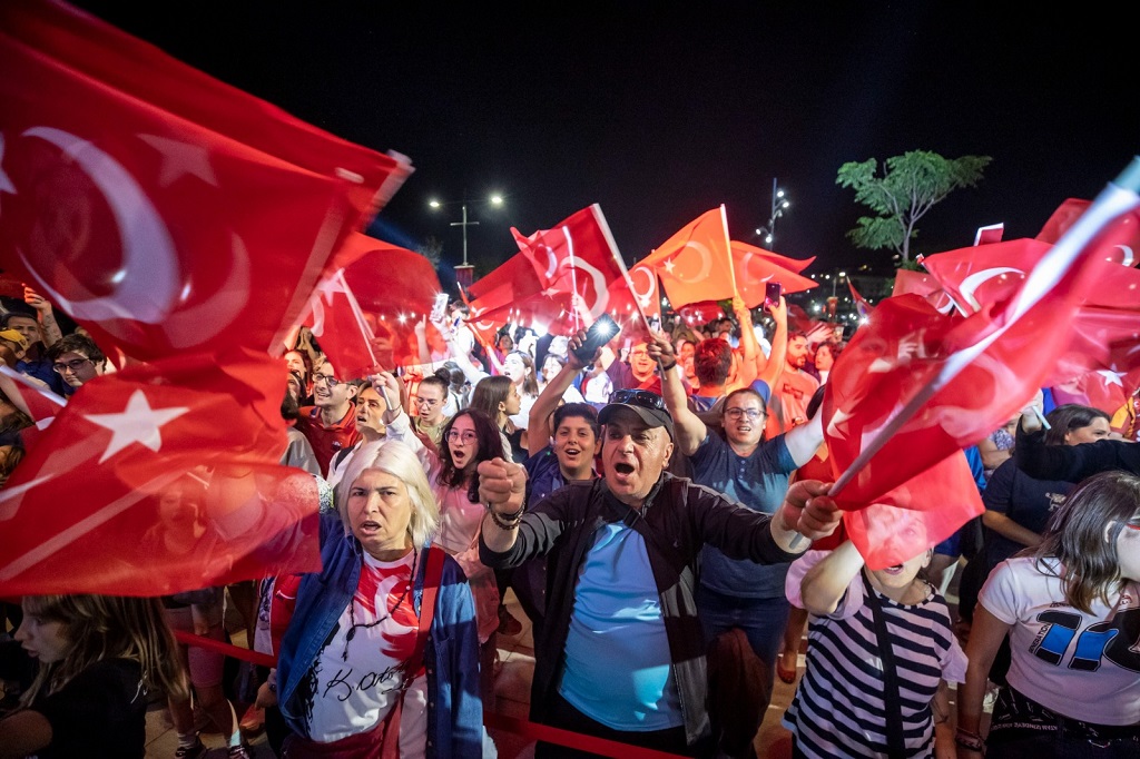 Konak’ta 19 Mayıs’a Coşkulu Kutlama