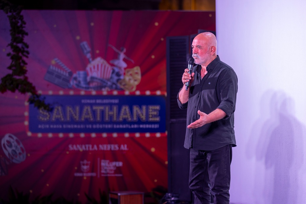 Konak’ta Sinema Şöleni: Sanathane Ercan Kesal’ı Ağırladı