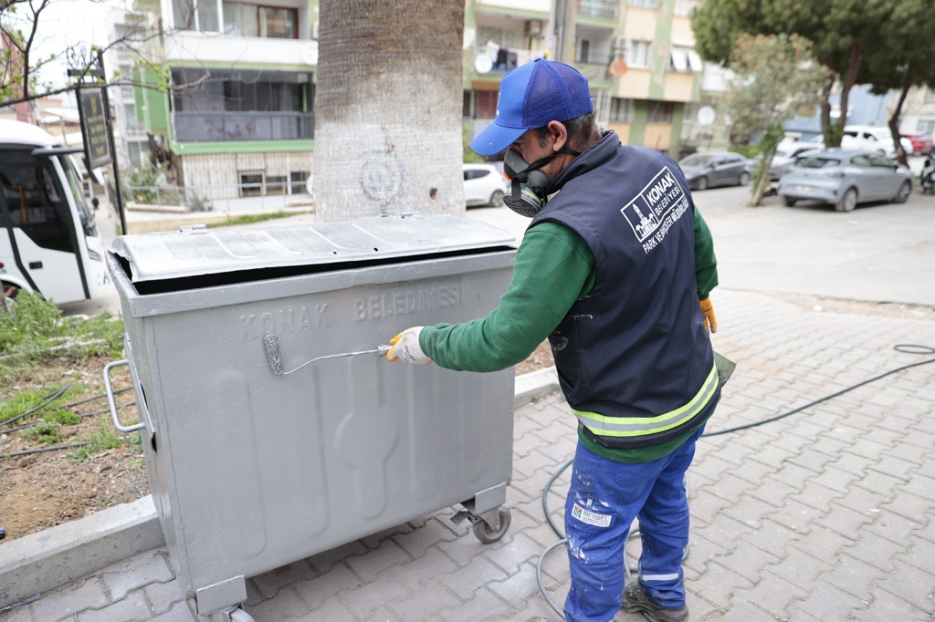 Konak’ta Sivrisinek ve Haşereye Karşı Ortak Mücadele